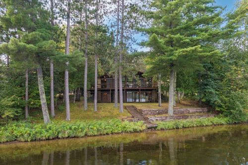 7490 Doyle Pkwy, Lake Shore, MN, 56468-2414 | Card Image