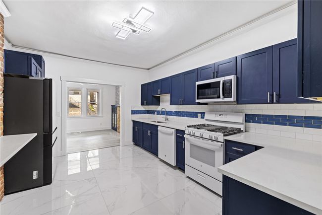 160 Ulysses St, House other with 5 bedrooms, 3 bathrooms and null parking in Mt Washington PA | Image 9