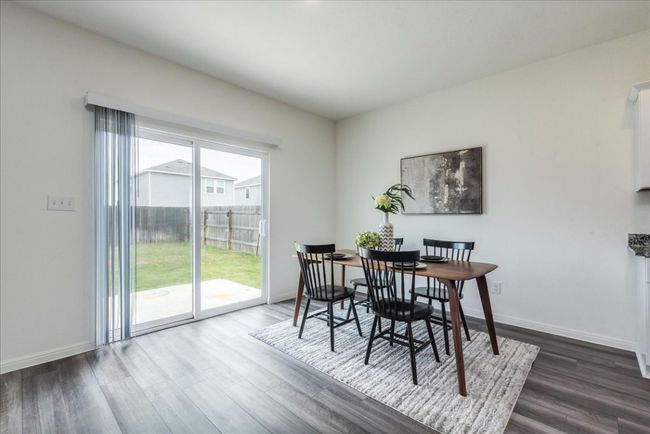 Dining area | Image 15