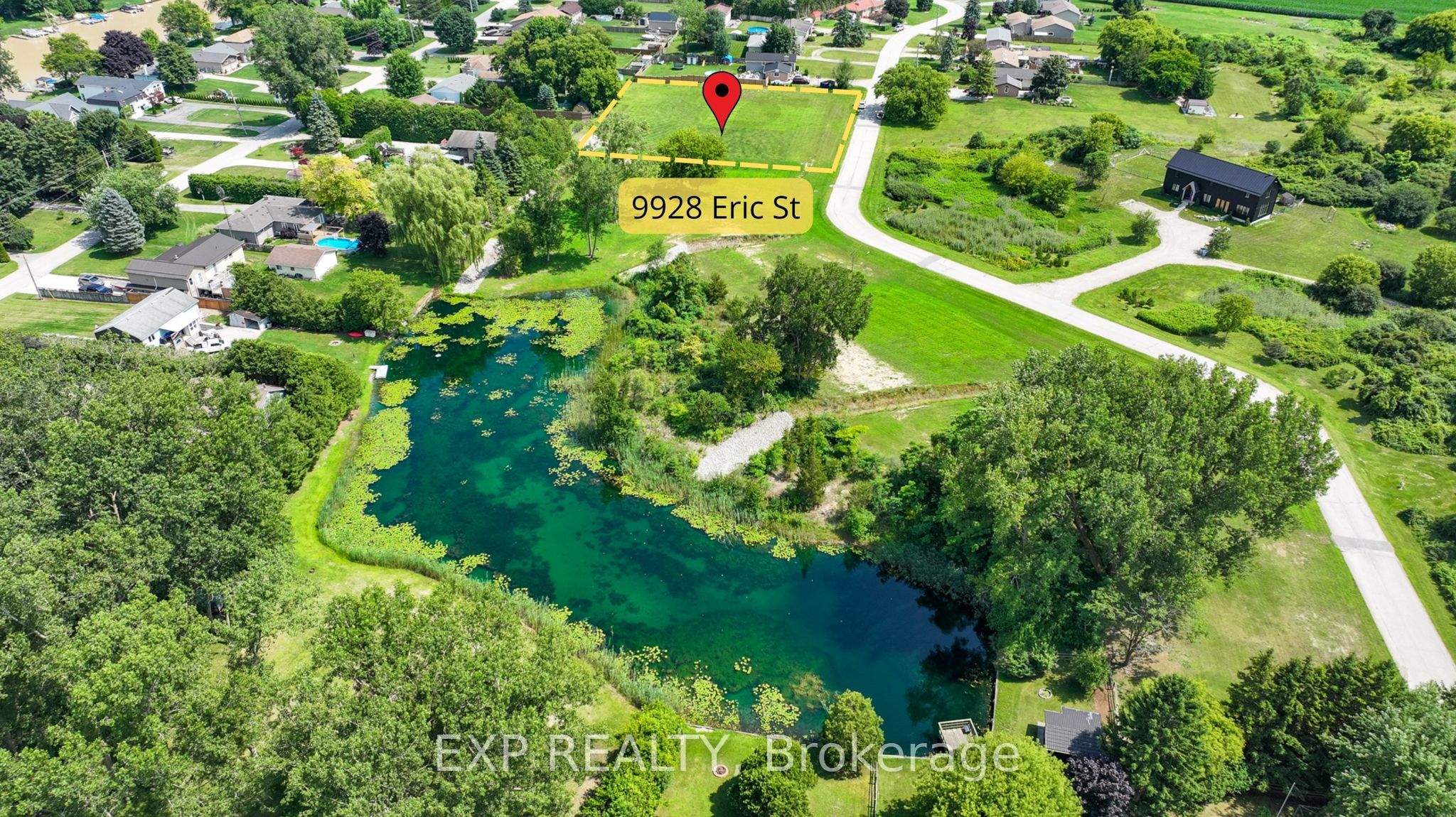 Residential in Lambton Shores 4