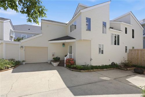 b-110 85th St, Virginia Beach, VA, 23451-1814 | Card Image