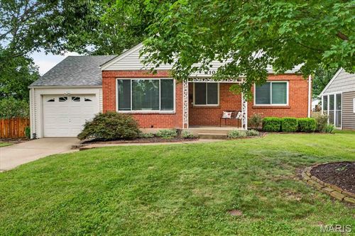 1102 Selma Avenue, Webster Groves, MO, 63119 | Card Image