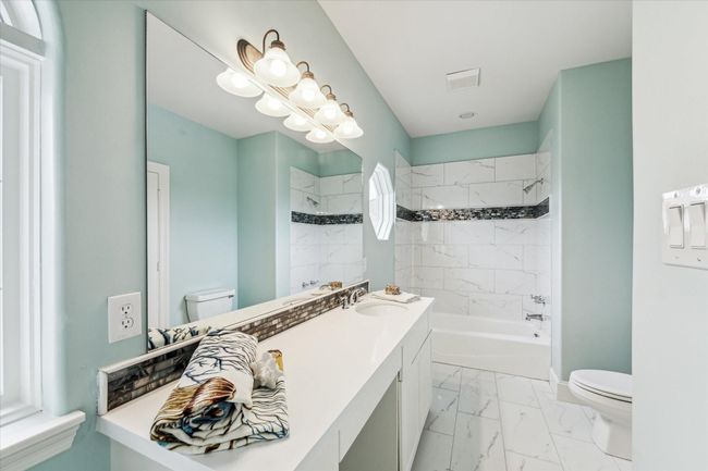 Guest Bathroom | Image 20