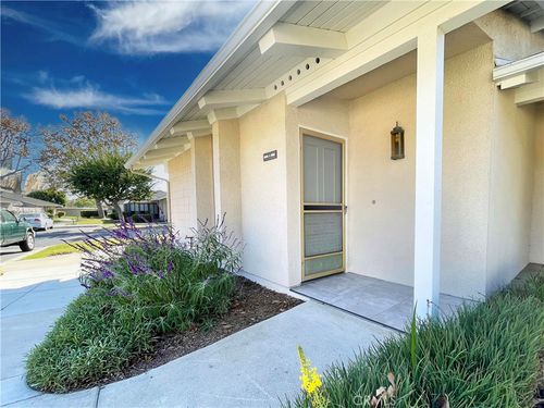 unit-1006a-8605 Solano Cir, Huntington Beach, CA, 92646-8610 | Card Image