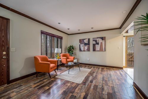 2938 Roundtree Blvd, Ypsilanti, MI, 48197-4811 | Card Image