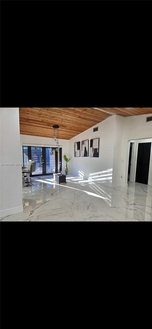 7371 Sw 113th Circle Pl, Miami, FL, 33173-2611 | Card Image