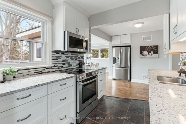 88 Simcoe St, House other with 3 bedrooms, 3 bathrooms and 4 parking in Beaverton ON | Image 29