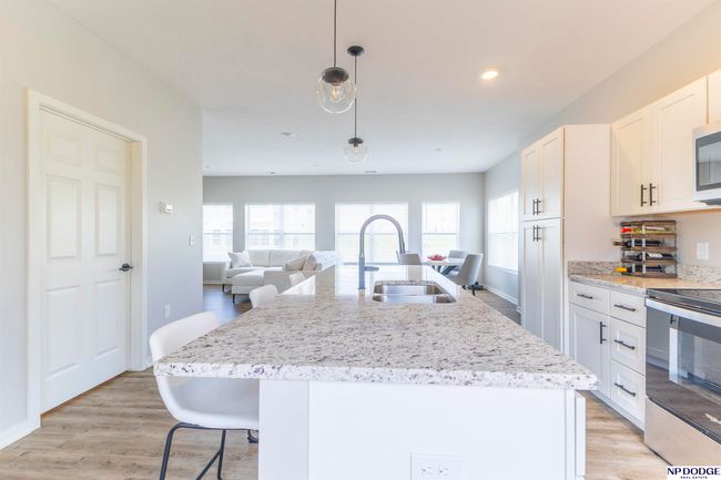 20851 R Ct, Townhouse with 3 bedrooms, 3 bathrooms and 2 parking in Elkhorn NE | Image 7