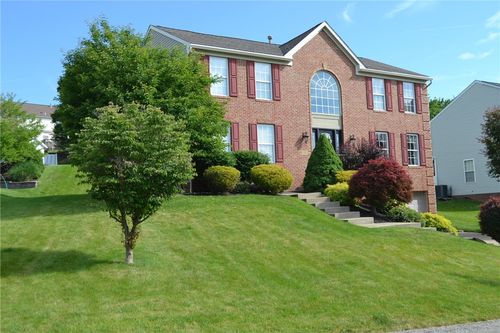138 Valley View Dr, Rostraver Township, PA, 15012-9614 | Card Image