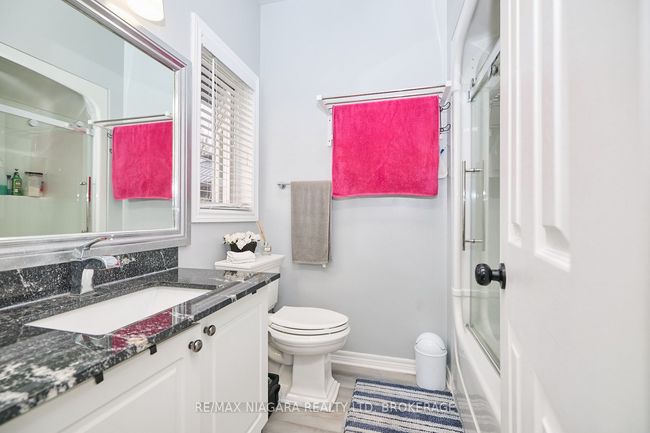 637 Carl Rd, House other with 5 bedrooms, 4 bathrooms and 20 parking in Port Robinson ON | Image 21