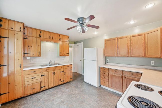 723 S Center Ave, House other with 3 bedrooms, 1 bathrooms and null parking in Jefferson WI | Image 19