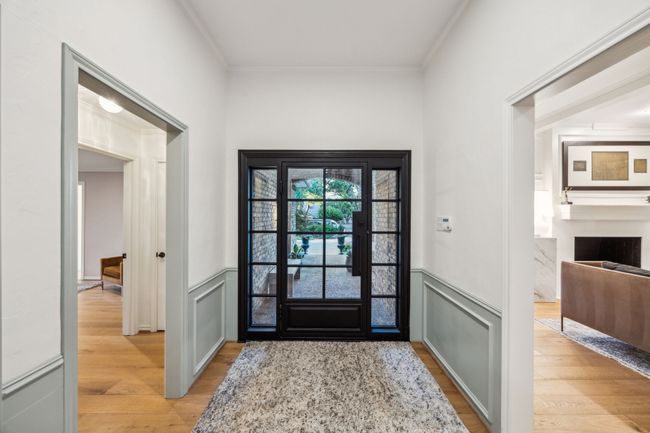 5800 Still Forest Dr, House other with 4 bedrooms, 4 bathrooms and null parking in Dallas TX | Image 4