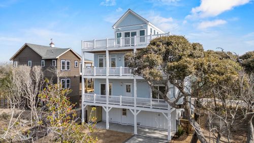 55 Accolade Dr, Surf City, NC, 28445-1229 | Card Image
