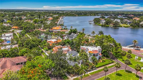 301 23rd Ave Ne, ST PETERSBURG, FL, 33704-3533 | Card Image
