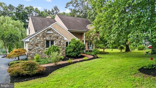 12 Wagner Ln, COATESVILLE, PA, 19320-4171 | Card Image