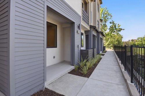 1107 Juana Ct, Palo Alto, CA, 94303-3821 | Card Image
