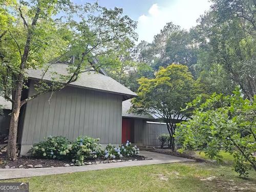 211 Wendwood Dr, Statesboro, GA, 30458-5075 | Card Image