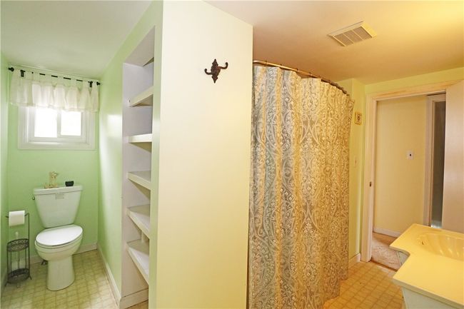 23 Sherman Ln, House other with 6 bedrooms, 3 bathrooms and 6 parking in Middletown RI | Image 41