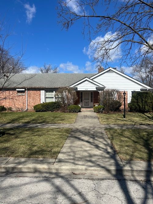 200 Cherry St, Park Ridge, IL, 60068-3411 | Card Image