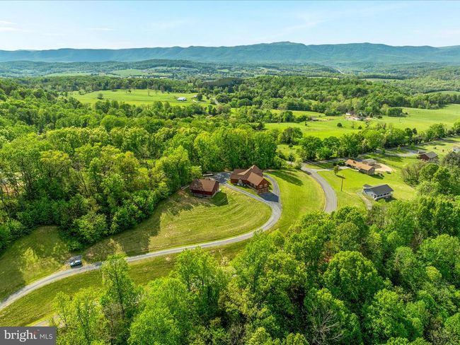 1996 Buck Mountain Rd, House other with 4 bedrooms, 4 bathrooms and null parking in Bentonville VA | Image 54
