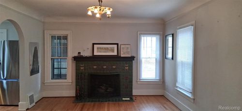 160 Chippewa Rd, Pontiac, MI, 48341-2007 | Card Image