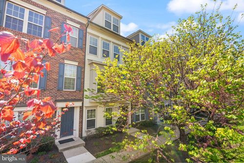 102-13230 Shawnee Ln, CLARKSBURG, MD, 20871-9500 | Card Image