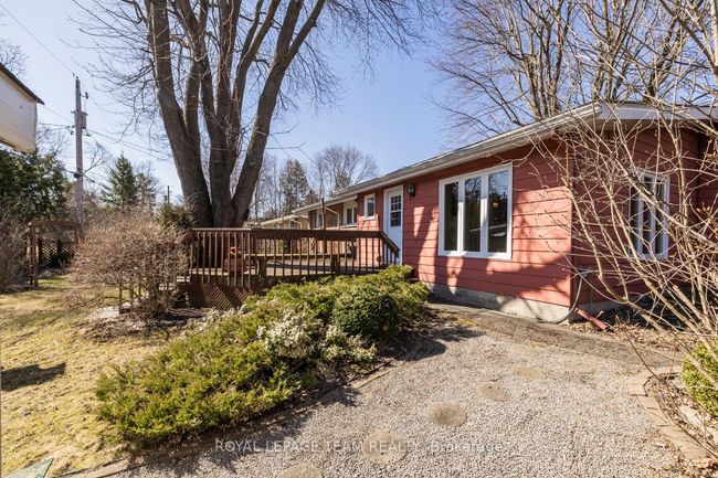 24 Ellery Cres, House other with 3 bedrooms, 2 bathrooms and 4 parking in Nepean ON | Image 44