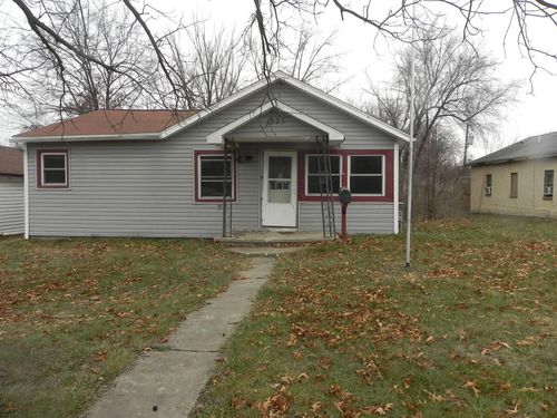 1323 Henry St, MOBERLY, MO, 65270 | Card Image