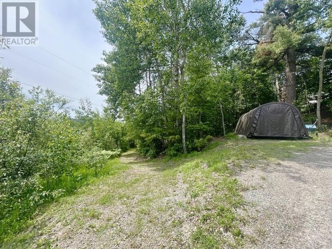221 Nickel Lake Shores Rd, Home with 3 bedrooms, 2 bathrooms and null parking in Fort Frances ON | Image 37