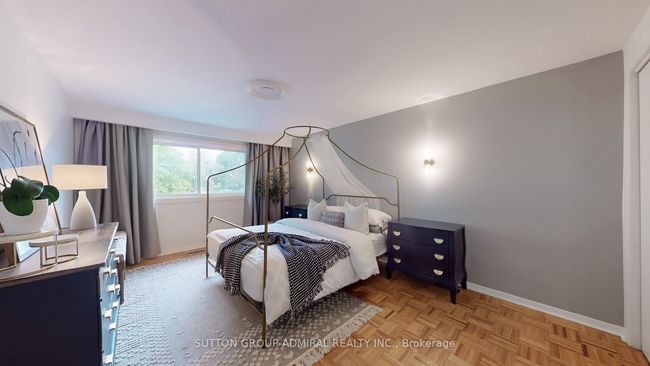 329 Towercrest Dr, House other with 4 bedrooms, 2 bathrooms and 2 parking in Newmarket ON | Image 21