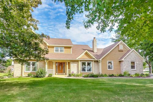 1710 Elm St, Spring Grove, IL, 60081-7901 | Card Image