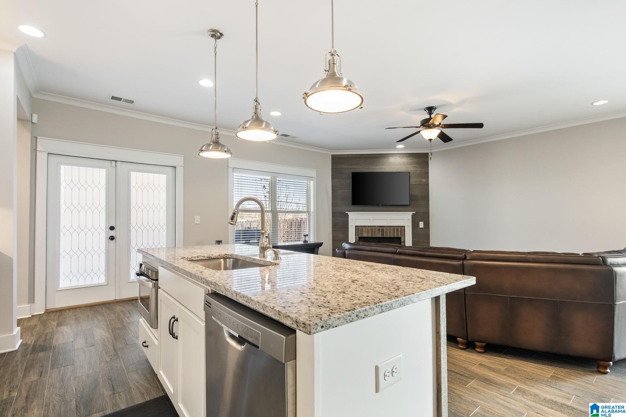 Residential in GARDENDALE 5