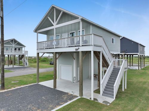 1048 Sunset Dr, Crystal Beach, TX, 77650 | Card Image