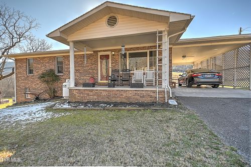 9867 Middle Wallens Creek Rd, Jonesville, VA, 24263-7679 | Card Image