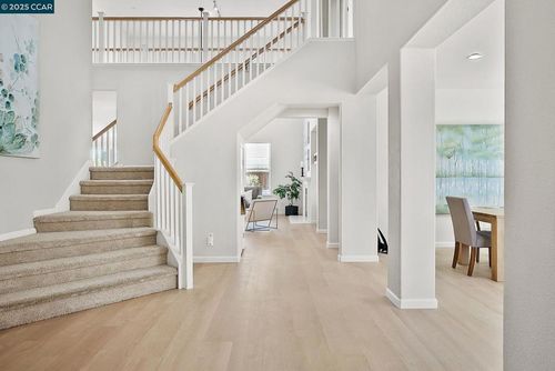 2460 Berkshire Ln, Brentwood, CA, 94513-5086 | Card Image