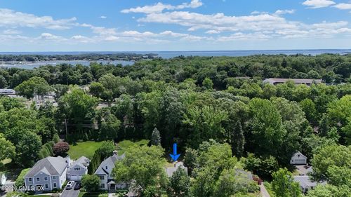 25 Circle Dr, Greenwich, CT, 06830-6737 | Card Image