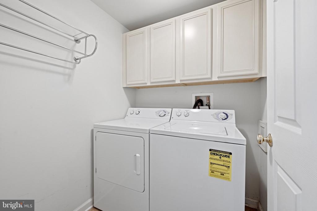 Residential Lease in ASHBURN 5