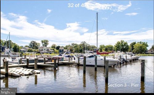 117 Oakwood Rd, EDGEWATER, MD, 21037-1813 | Card Image