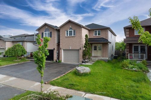 43 Willow Dr, Barrie, ON, L4N8T1 | Card Image