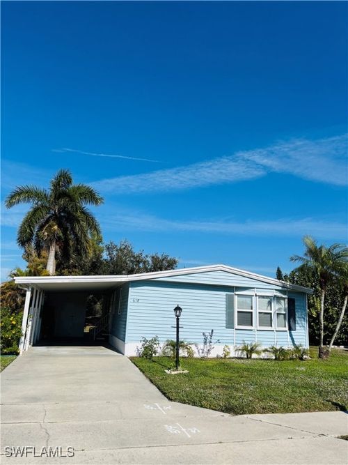 618 Charlemagne Blvd, NAPLES, FL, 34112-7046 | Card Image