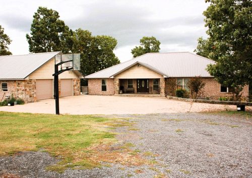 708 Kid Phillips Rd, Marshall, AR, 72650-7999 | Card Image