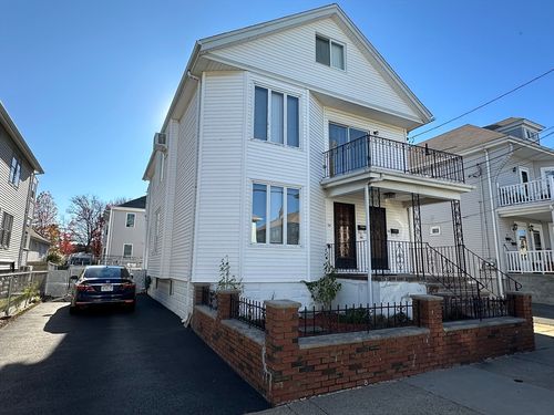 56-56 1st St, Medford, MA, 02155-5019 | Card Image