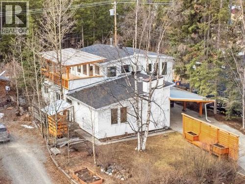 15 Pelly Rd, Whitehorse, YT, Y1A4L9 | Card Image