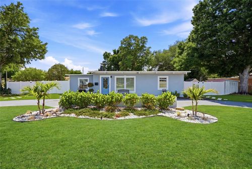 1143 Meadowlawn Drive N, ST PETERSBURG, FL, 33702 | Card Image