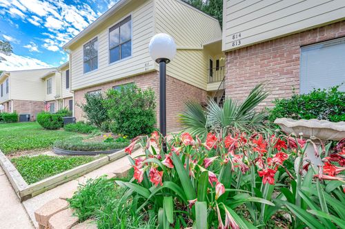 812-14515 Wunderlich Drive, Houston, TX, 77069 | Card Image