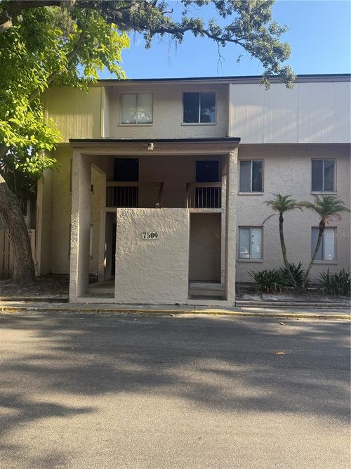 121-7509 Pitch Pine Circle, TAMPA, FL, 33617 | Card Image