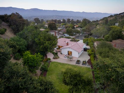1102 Plaza Del Monte, SANTA BARBARA, CA, 93101-4818 | Card Image