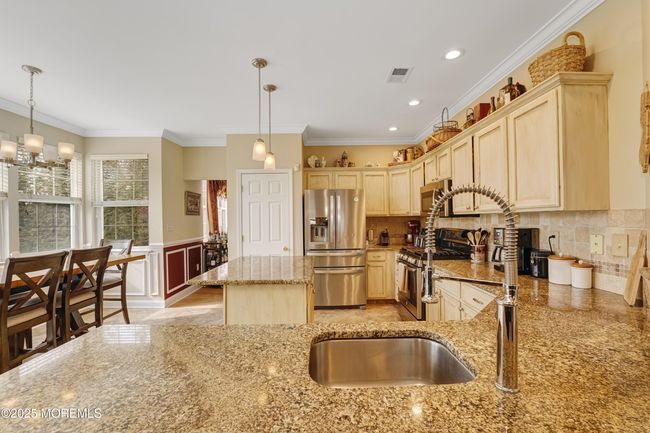 19 Winged Foot Dr, House other with 4 bedrooms, 3 bathrooms and null parking in Manalapan NJ | Image 12