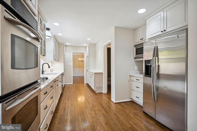 7722 Desdemona Ct, House other with 5 bedrooms, 4 bathrooms and null parking in MCLEAN VA | Image 8