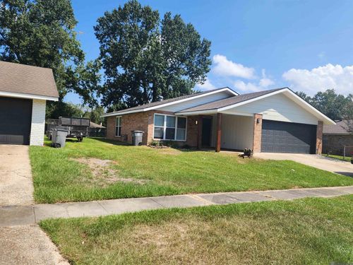 15447 Jester Ave, Baton Rouge, LA, 70816-1389 | Card Image
